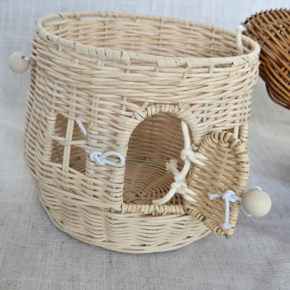 Handwoven Mushroom Shaped Rattan Basket For Play, Storage or Decoration NWT - Picture 4 of 5
